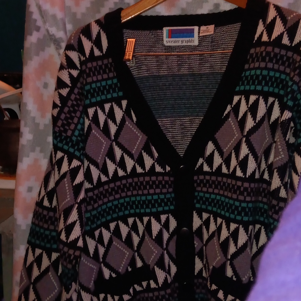 Sweater graphix Medium button front Sweater